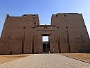 Egypt, apríl 2013, chrám v Edfu 