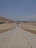 Egypt, apríl 2013, schody do Chrámu královny Hatšepsut ( v Údolí královien)