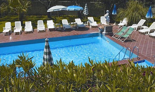 Hotel Villa Al Parco (2)