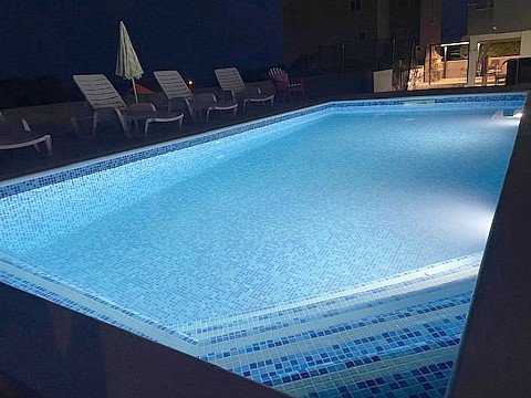 Apartmány s bazénom pre rodiny Seget Vranjica, Trogir