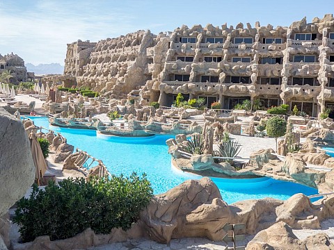 Caves Beach Resort Hurghada (5)