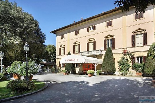 Hotel Villa delle Rose (2)