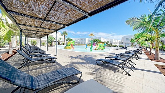 Hotel Aequora Lanzarote Suites (4)