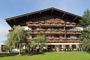 Kaiserhotel Kitzbühler Alpen Hotel