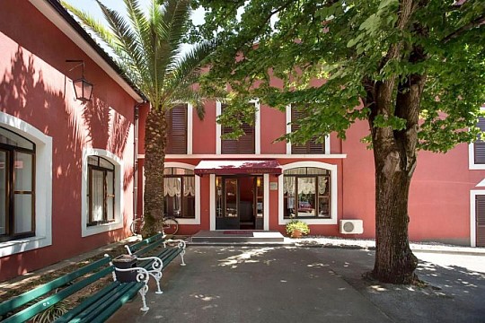 Hotel Villa DONAT