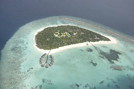 Coco Palm Dhunikolhu Maldives