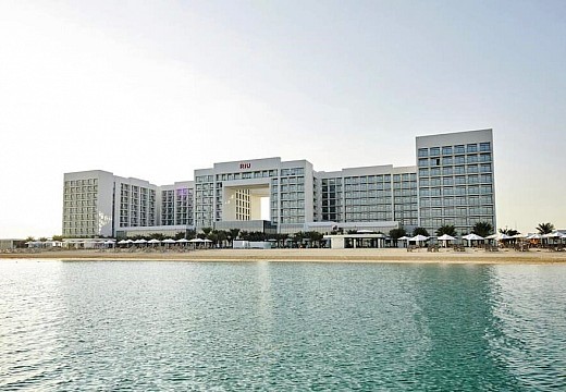 RIU Dubai (2)