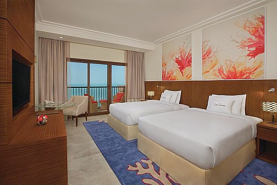 DoubleTree by Hilton Resort & Spa Marjan Island léto (5)
