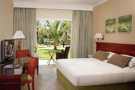 Fujairah Rotana Resort & Spa (5)