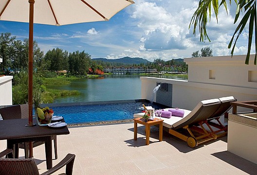 Dusit Thani Laguna Phuket Resort (5)