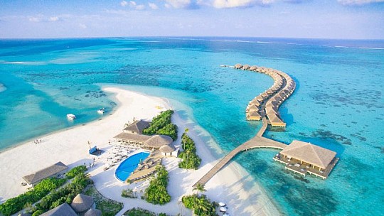 Cocoon Maldives Resort (2)