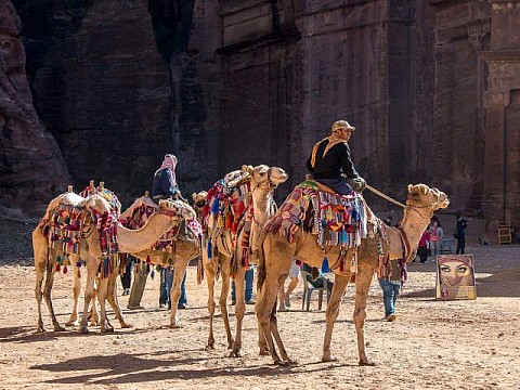 Jordánsko - legendárne kráľovstvo, Mŕtve more, Aqaba a bájne mesto Petra
