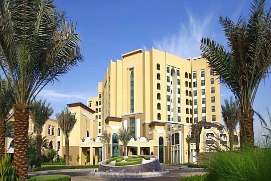 TRADERS HOTEL QARYAT AL BERI, ABU DHABI