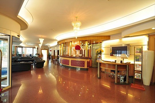 Hotel Ambassador v Tortoreto Lido