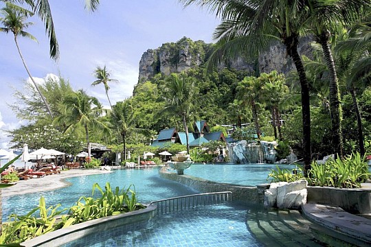 Centara Grand Beach Resort ***** - Katathani Resort ***** - Bangkok Palace Hotel ****