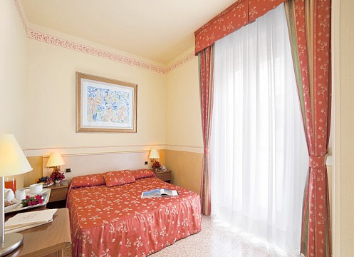 Hotel Karinzia (2)