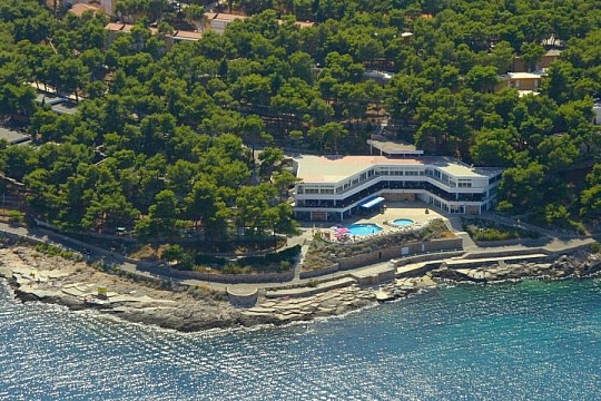FONTANA Resort (izby s polpenziou)