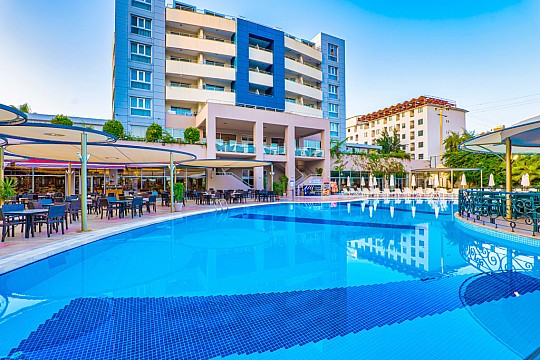 Timo Deluxe Resort Club