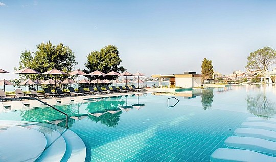Hotel Secrets Sunny Beach Resort & Spa (4)