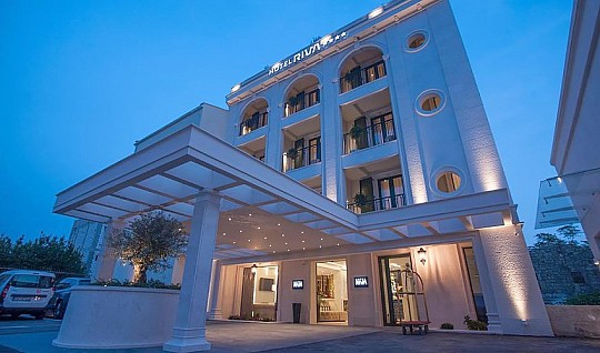 Hotel Riva - Černá Hora (2)