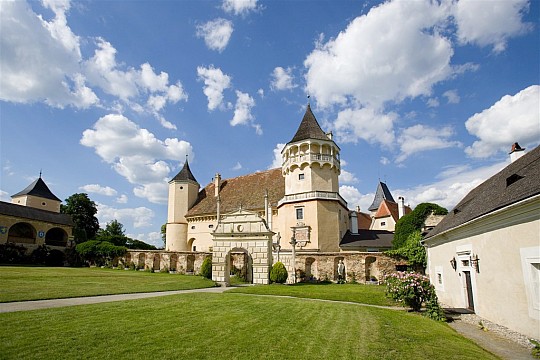 Zahrady Dolního Rakouska a zámek Rosenburg
