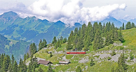 Švýcarské delikatesy a železnice UNESCO (5)