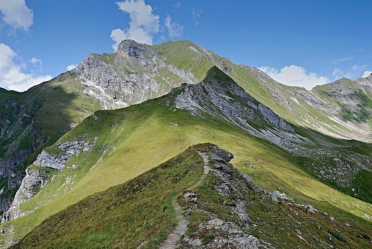Kitzbühlské Alpy pohodlně lanovkami (5)