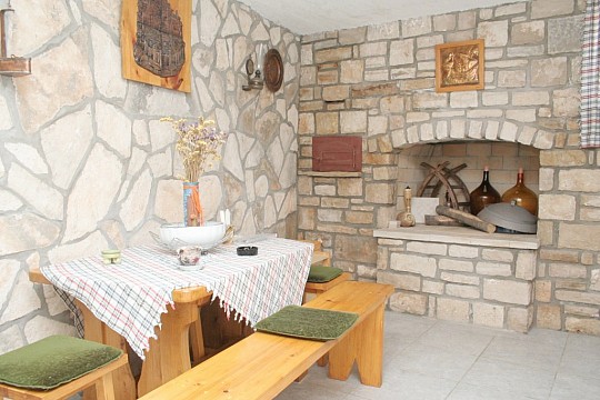 Dom pri mori Lumbarda, Korčula