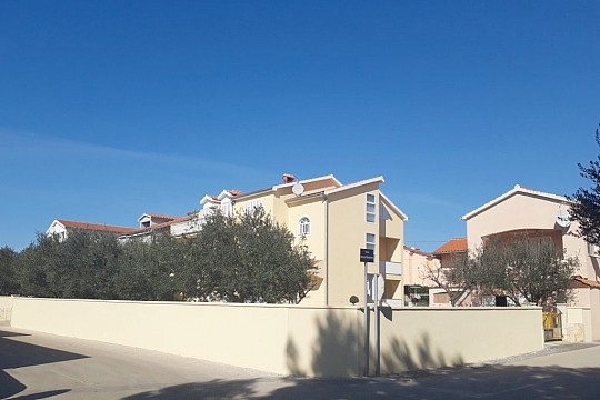 Apartmány s parkoviskom Vrsi - Mulo, Zadar (4)