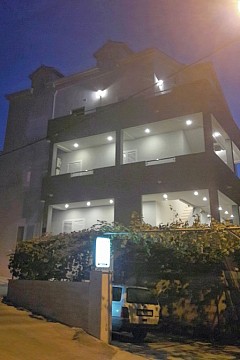Apartmány s parkoviskom Podstrana, Split (5)