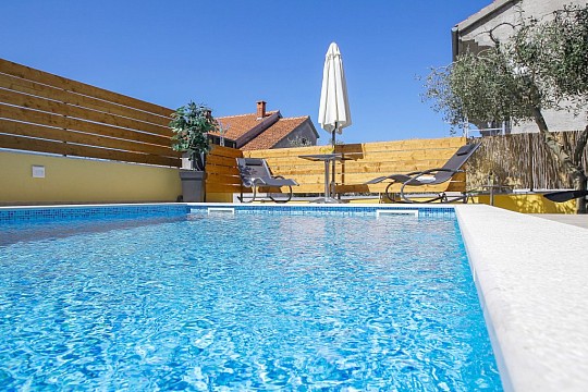 Apartmány s bazénom Zadar