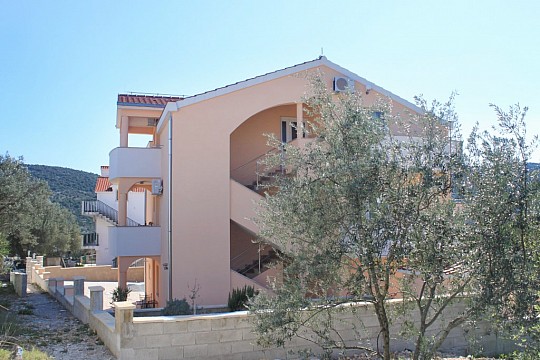 Apartmány s parkoviskom Vinišće, Trogir (3)