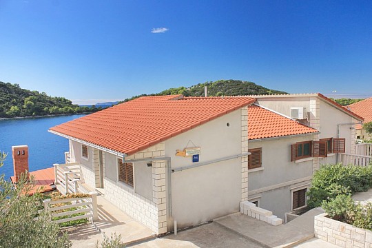 Apartmány pri mori Karbuni, Korčula (3)