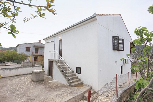 Apartmány pri mori Vinišće, Trogir (5)