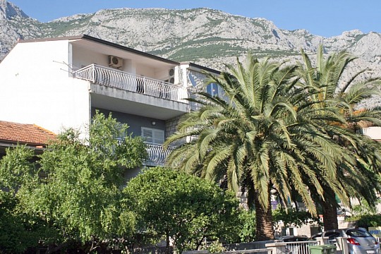 Apartmány s parkoviskom Makarská - Makarska (2)