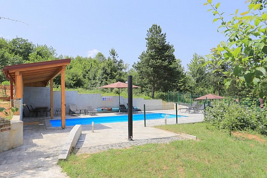 Apartmány s bazénom pre rodiny Grabovac, Plitvice (3)