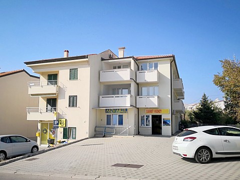 Apartmány pri mori Baška, Krk (5)