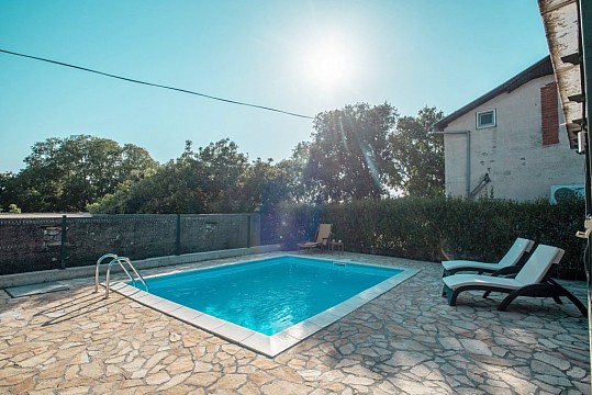 Apartmány s bazénom pre rodiny Pakoštane, Biograd (3)