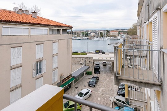 Apartmány pri mori Zadar (2)
