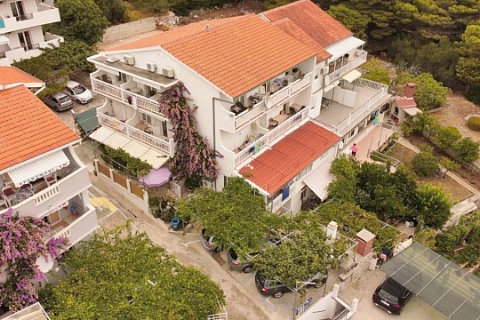 Apartmány s parkoviskom Živogošće - Blato, Makarská - Makarska