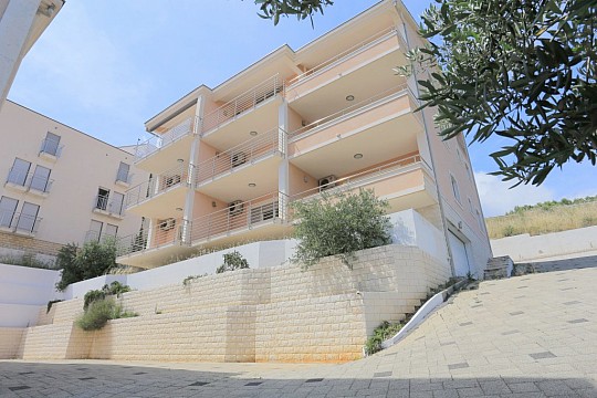 Apartmány s parkoviskom Seget Donji, Trogir (4)