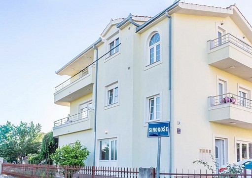 Apartmány s parkoviskom Kaštel Lukšić, Kaštela (3)