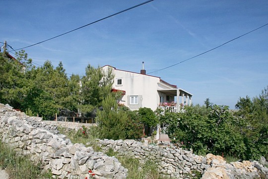Apartmány s parkoviskom Zátoka Smokvica, Pag (2)