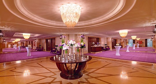 The Ritz Carlton (3)