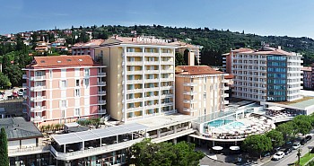Riviera Hotel LifeClass