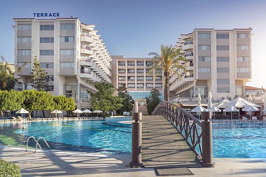 Terrace Beach Resort (3)