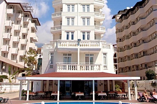 Azak Hotel (2)