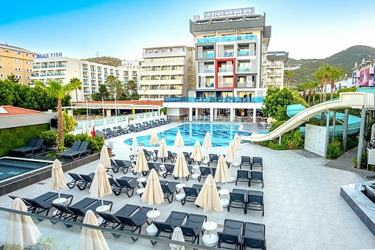 White City Beach Hotel