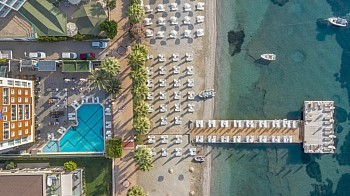 Cettia Beach Resort Hotel