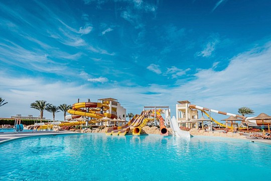 El Karma Aqua Beach Resort (4)